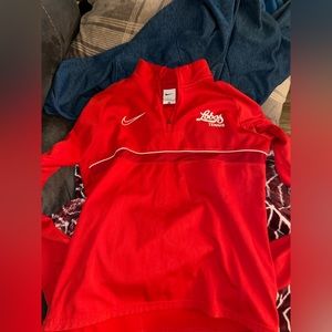 Men’s Lobos tennis jumper